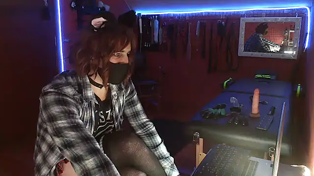 Ginny-the-bdsm-nympho online show from 10-02-25, 05:09