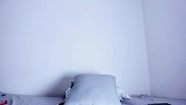 Skarleth69 online show from 03-05-26, 11:50