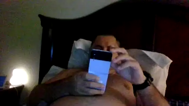 Snapshot of Hammyric786 chatting on 01-14-26, 04:34 Hammyric786 online show from 01-14-26, 04:34