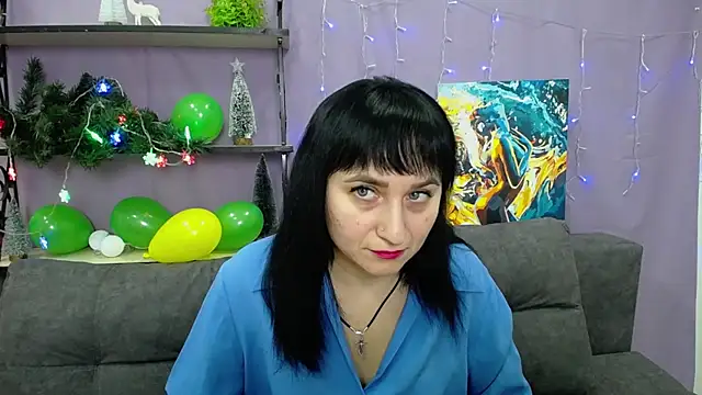 NinaFlawlees online show from 01-10-25, 07:11