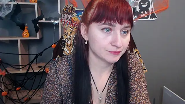 NinaFlawlees online show from 11-03-25, 01:01