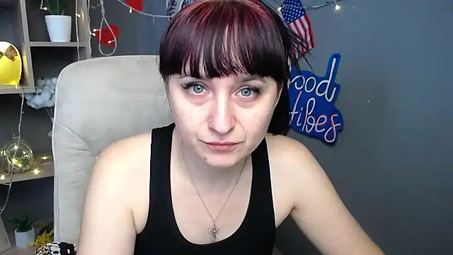 NinaFlawlees online show from 07-11-26, 06:27