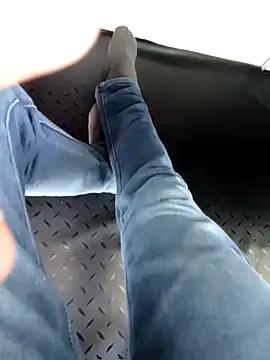 Snapshot of robinsan1010 chatting on 03-07-25, 09:51 robinsan1010 online show from 03-07-25, 09:51