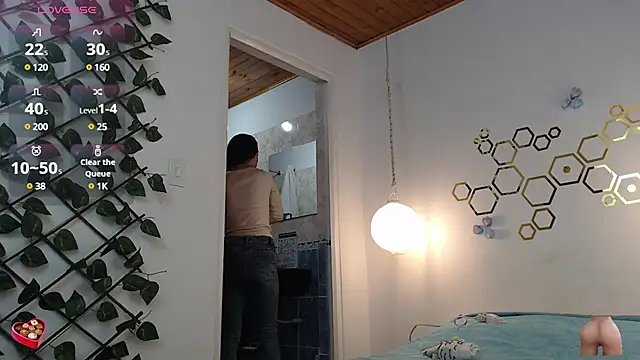 adriscute online show from 03-12-25, 01:47