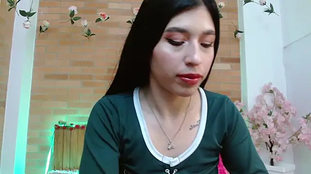 Snapshot of adriscute chatting on 06-10-26, 02:45 adriscute online show from 06-10-26, 02:45