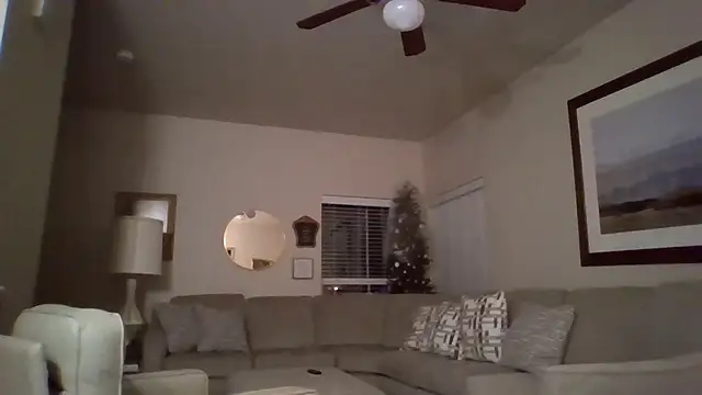 Snapshot of Stratus3031 chatting on 03-07-26, 02:19 Stratus3031 online show from 03-07-26, 02:19