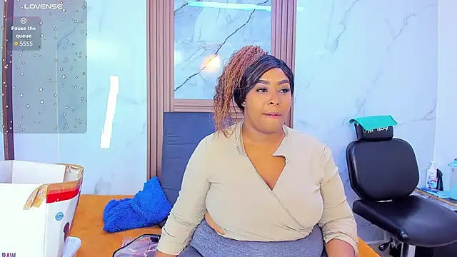 HannyMansonh online show from 02-15-26, 03:14