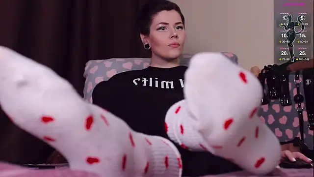 Snapshot of Luna_Blake chatting on 01-09-25, 04:17 Luna Blake online show from 01-09-25, 04:17