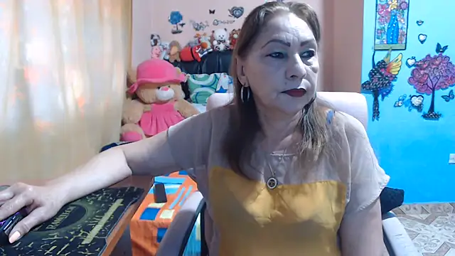 Snapshot of milfeddy_ chatting on 06-15-26, 07:49 milfeddy online show from 06-15-26, 07:49