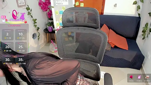 Julia-roberths online show from 02-23-26, 01:19