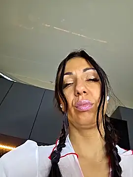 LeticiaWoods online show from 11-18-25, 08:30