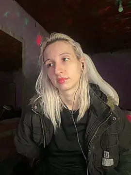 Snapshot of bunnydark00 chatting on 09-08-25, 09:58 bunnydark00 online show from 09-08-25, 09:58