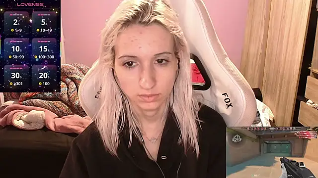 Snapshot of bunnydark00 chatting on 09-28-25, 05:29 bunnydark00 online show from 09-28-25, 05:29