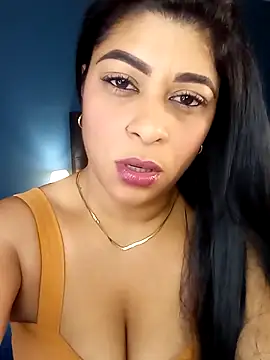 Snapshot of Lashmy111 chatting on 12-12-24, 02:15 Lashmy111 online show from 12-12-24, 02:15