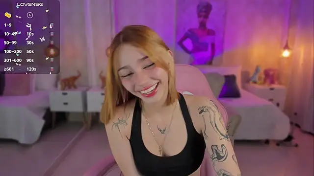 LITTLE-VIVI online show from 01-24-25, 04:05