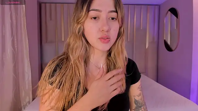 EveBensonX online show from 04-17-26, 07:50