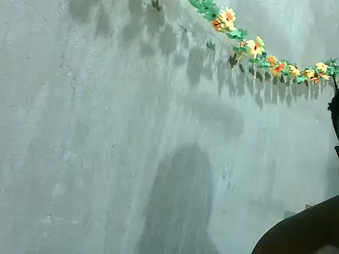 Snapshot of 2ocmaxi chatting on 10-17-25, 02:52 2ocmaxi online show from 10-17-25, 02:52