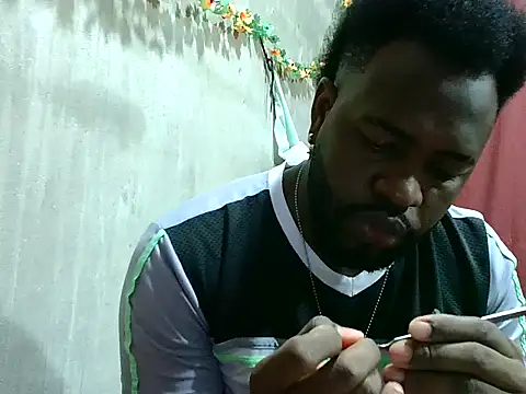 Snapshot of 2ocmaxi chatting on 11-07-25, 12:21 2ocmaxi online show from 11-07-25, 12:21