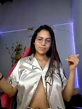 Snapshot of Sallye_ chatting on 01-04-25, 07:45 Sallye online show from 01-04-25, 07:45