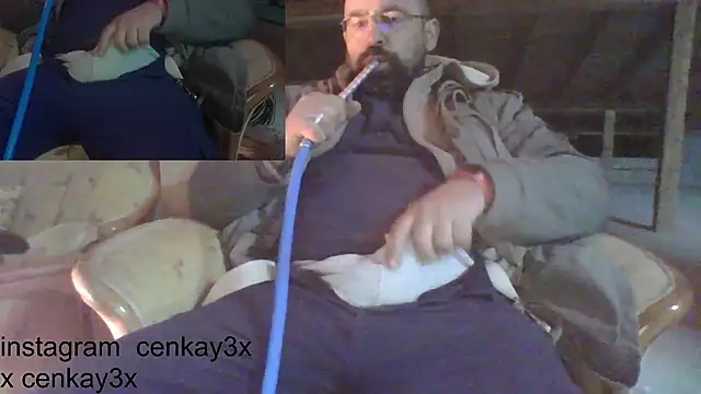 Snapshot of masculine_bear_daddy chatting on 02-18-25, 07:09 masculine bear daddy online show from 02-18-25, 07:09