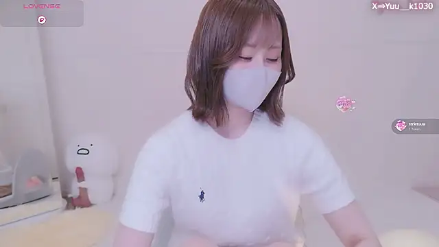Yuu  k online show from 05-18-26, 03:07