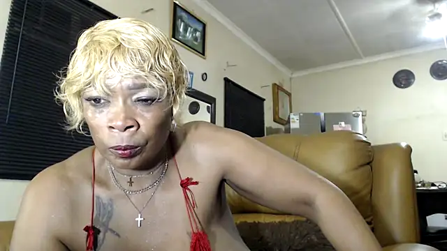 Gucci Bx online show from 02-04-26, 07:31