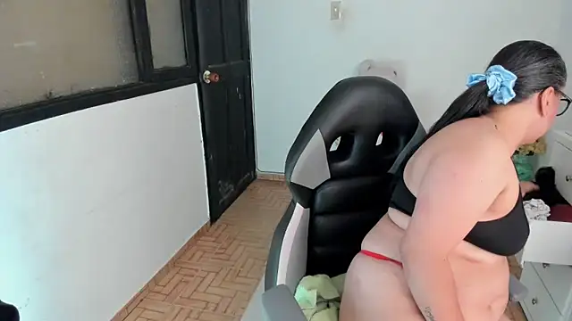 Snapshot of smile_sweetpao chatting on 10-03-25, 12:24 smile sweetpao online show from 10-03-25, 12:24