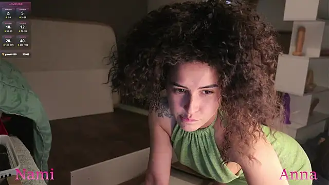 Snapshot of Mari___Anna chatting on 12-13-25, 07:53 Mari Anna online show from 12-13-25, 07:53