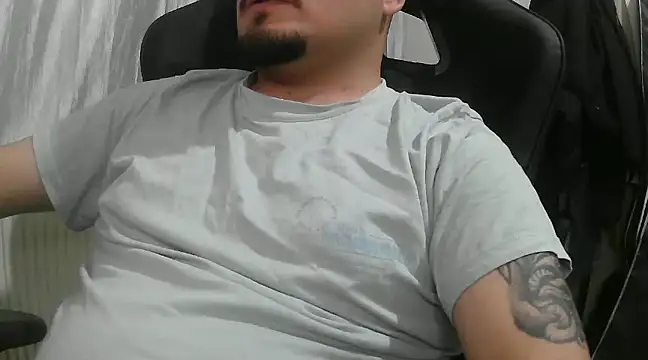 YanLizmirli online show from 01-04-25, 10:55
