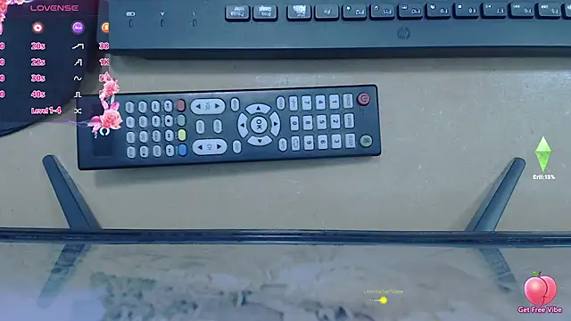 Snapshot of Valentina_lara01 chatting on 11-25-25, 12:21 Valentina lara01 online show from 11-25-25, 12:21