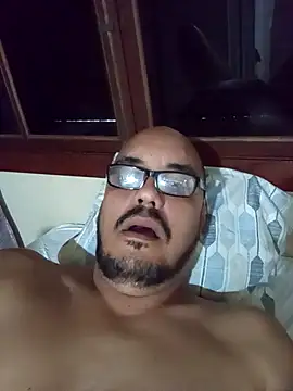 RobertoBuzios22 online show from 09-26-25, 08:24