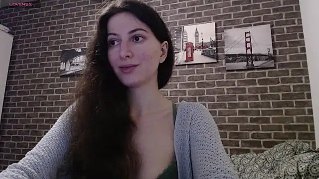 Snapshot of _Hot_Lady_ chatting on 12-31-24, 07:29 Hot Lady online show from 12-31-24, 07:29