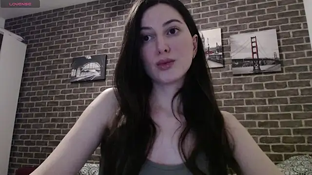 Snapshot of _Hot_Lady_ chatting on 02-02-25, 07:35 Hot Lady online show from 02-02-25, 07:35