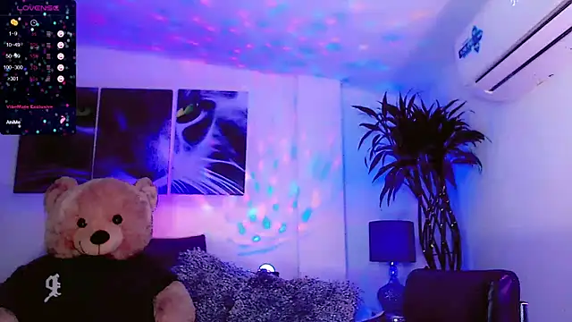 Sophiesweet5 online show from 04-15-26, 09:16