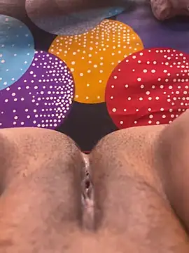 Snapshot of Sexyvarsha143 chatting on 02-24-25, 08:27 Sexyvarsha143 online show from 02-24-25, 08:27