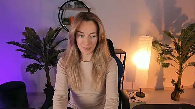 RebeccaMartinez online show from 02-15-25, 07:27