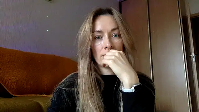 RebeccaMartinez online show from 03-16-25, 08:10