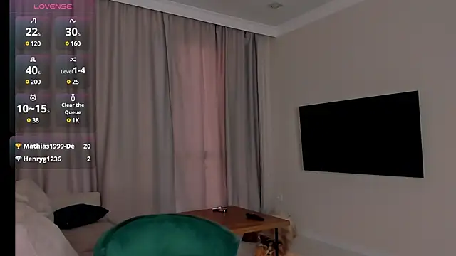 Snapshot of pantera_flashh chatting on 03-06-25, 03:02 pantera flashh online show from 03-06-25, 03:02