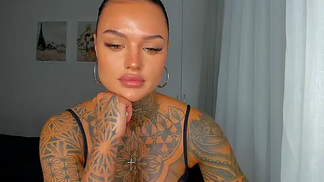 Snapshot of pantera_flashh chatting on 11-15-25, 01:14 pantera flashh online show from 11-15-25, 01:14