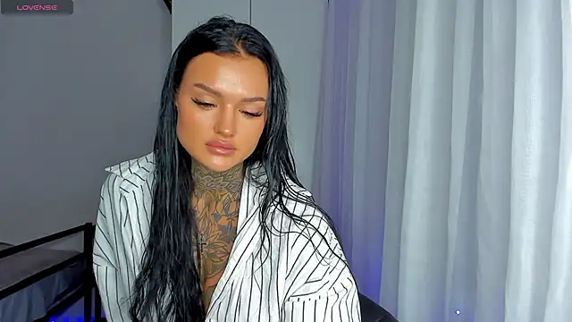 Snapshot of pantera_flashh chatting on 11-26-25, 02:51 pantera flashh online show from 11-26-25, 02:51