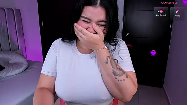 Snapshot of daniela_hornny chatting on 03-23-25, 07:20 daniela hornny online show from 03-23-25, 07:20