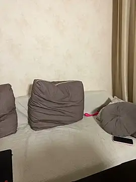 Snapshot of Comprom1se chatting on 03-04-25, 04:52 Comprom1se online show from 03-04-25, 04:52