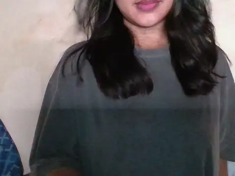 Snapshot of _smiling4u_ chatting on 05-06-26, 06:57 smiling4u online show from 05-06-26, 06:57