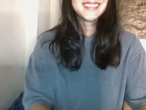 Snapshot of _smiling4u_ chatting on 06-01-26, 02:19 smiling4u online show from 06-01-26, 02:19