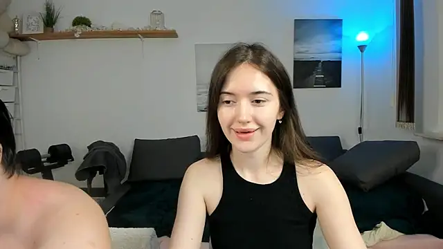 Snapshot of PollyFlame chatting on 03-10-25, 08:23 PollyFlame online show from 03-10-25, 08:23