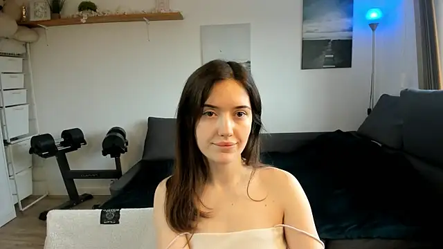 Snapshot of PollyFlame chatting on 03-22-25, 08:08 PollyFlame online show from 03-22-25, 08:08