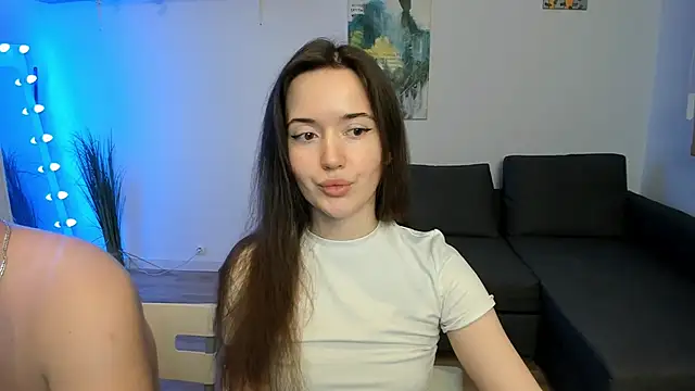 Snapshot of PollyFlame chatting on 11-25-25, 09:37 PollyFlame online show from 11-25-25, 09:37