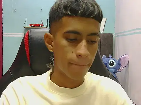 Angelstripboy online show from 05-01-26, 03:55