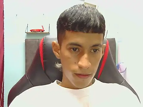Angelstripboy online show from 05-22-26, 11:43