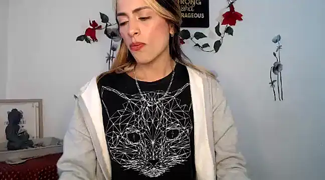 Liamiler01  online show from 12-20-24, 11:21